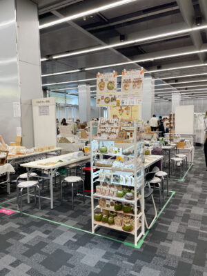 東京ハンドメイドマルシェ-どんぐりレジンワークショップ-配置